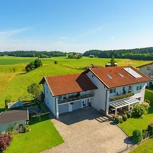 https://ferienwohnung-polzl.com-bavaria.com