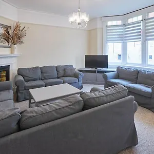 Host & - The Townhouse Holiday home Scarborough