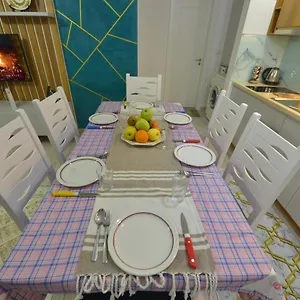 https://denis-comfort-apartment.albaniahotels.org