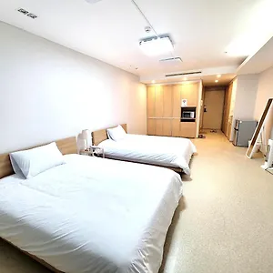 4* ゲストハウス Airport Line
